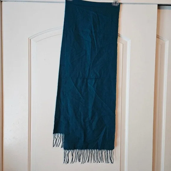 100% Cashmere Scarf Hand Tailored Fringe Solid Blue Aqua Made in Germany Soft - Picture 5 of 9